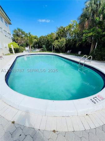 Seventeenth Green, 1420 Atlantic Shores Blvd #130, Hallandale Beach, Florida 33009, image 2