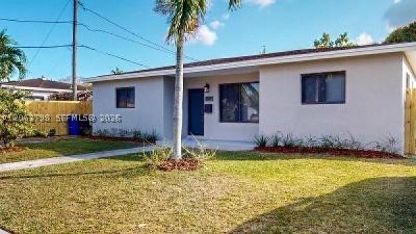 Panuleta Gardens, 830 NE 171st St, North Miami Beach, Florida 33162, image 1