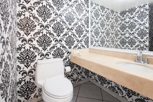 Aquasol, 6770 Indian Creek Dr #7-B, Miami Beach, Florida 33141, image 3