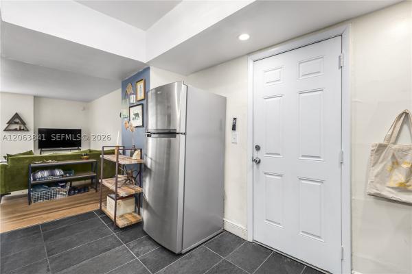 Friendly Corner, 932 7th St #932A, Miami Beach, Florida 33139, image 3
