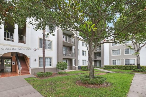 6831 SW 44th St #205, Unincorporated Dade County, Florida 33155, image 1