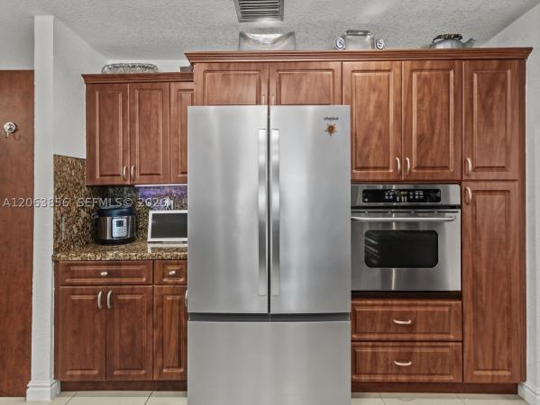 11482 SW 28th Ter, Unincorporated Dade County, Florida 33165, image 2