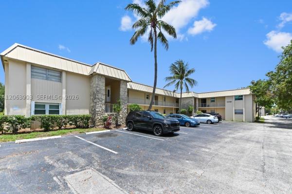 Trails End Villas, 10789 N Military Trl #9, Palm Beach Gardens, Florida 33410, image 2
