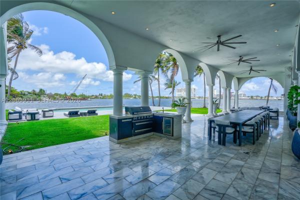 Hollywood Lakes, 900 S Northlake Dr, Hollywood, Florida 33019, image 3