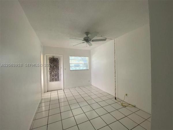 1855 Plunkett St #101, Hallandale Beach, Florida 33020, image 2