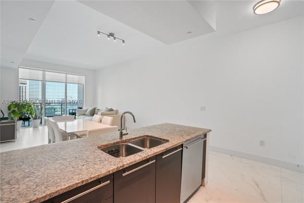 The Plaza On Brickell East, 950 Brickell Bay Dr #4101, Miami, Florida 33131, image 3