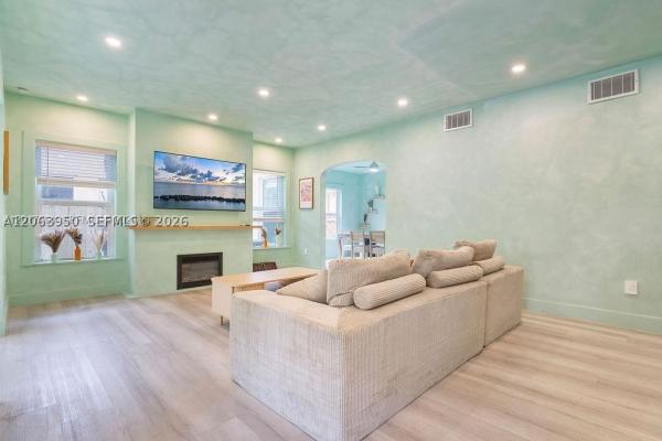 Biltmore, 22 NE 44th St, Miami, Florida 33137, image 3