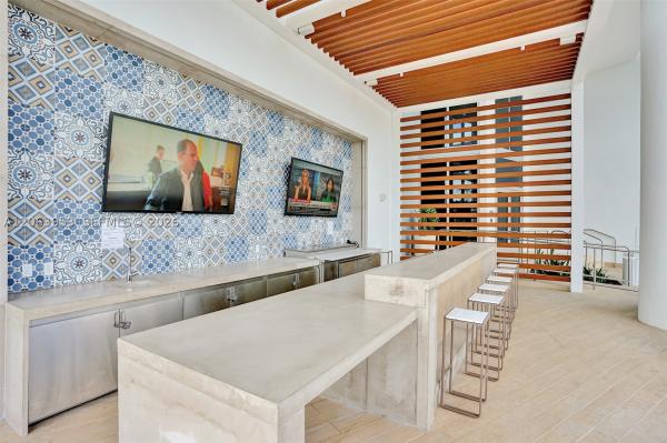 The Harbour North Tower, 16385 Biscayne Blvd #1601, North Miami Beach, Florida 33160, image 3