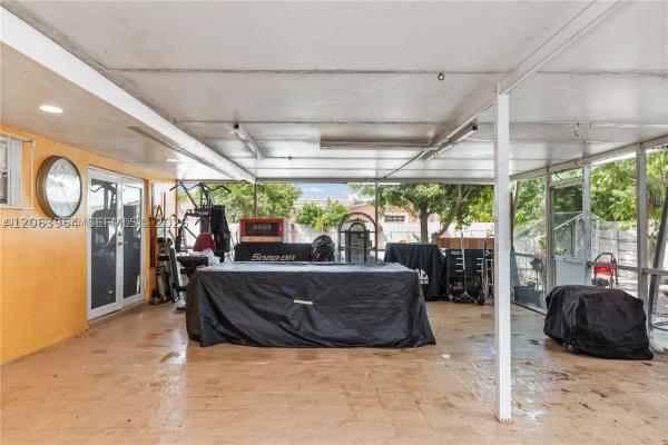Scott Lake Manor, 1211 NW 179th St, Miami Gardens, Florida 33169, image 2