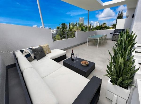 The Central, 928 Pennsylvania Ave #1, Miami Beach, Florida 33139, image 3