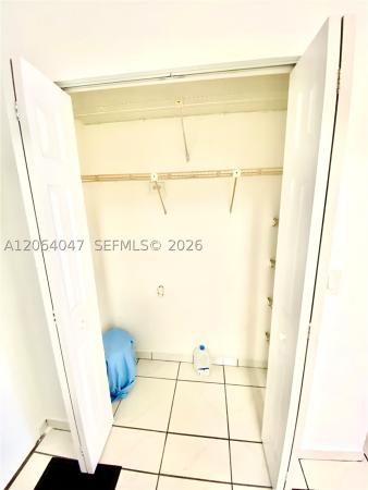 Woodside, 16950 Dixie #A536, North Miami Beach, Florida 33160, image 3