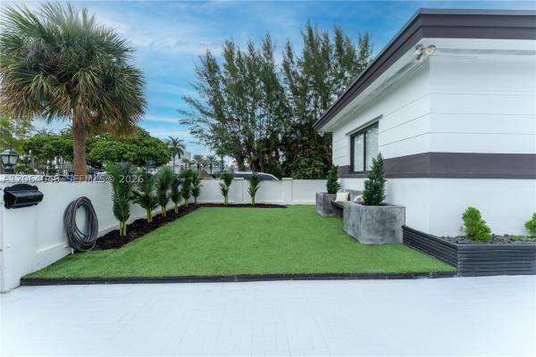 Nautilus, 4144 Alton Rd, Miami Beach, Florida 33140, image 2