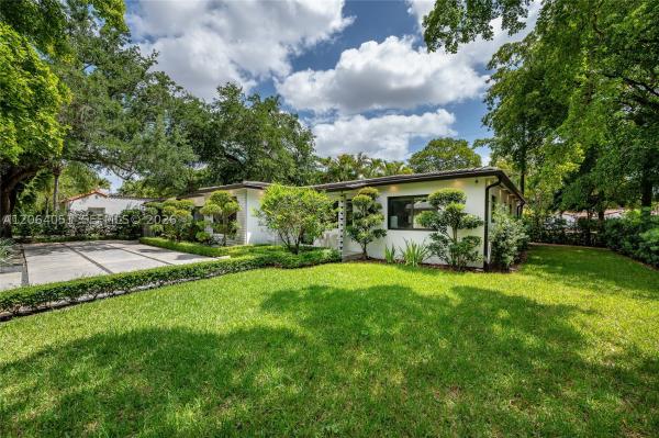 Granada, 831 Cortez St, Coral Gables, Florida 33134, image 2
