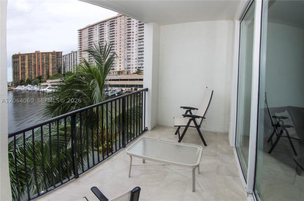Porto Bellagio, 17150 N Bay Rd #2408, Sunny Isles Beach, Florida 33160, image 2