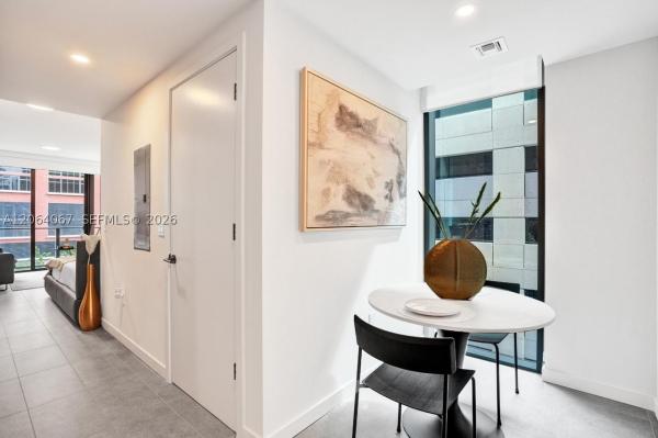 121 NE 5th St #512B, Miami, Florida 33132, image 2