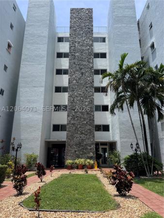Coral Way Manor, 2530 SW 3rd Ave #306, Miami, Florida 33129, image 3