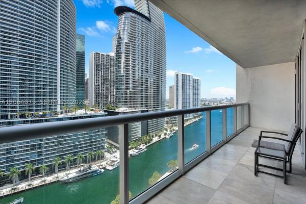 Icon Brickell Tower 3, 485 Brickell Ave #2103, Miami, Florida 33131, image 1