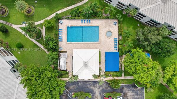 Whitehall 2 Of Pine Island Ridge, 1713 Whitehall Dr #306, Davie, Florida 33324, image 2