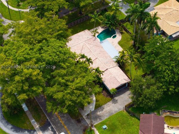 Plantation Gardens, 6200 Pine Ter, Plantation, Florida 33317, image 2