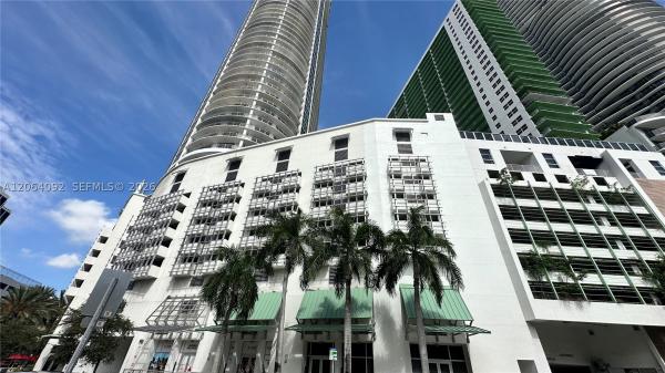 Opera Tower, 1750 N Bayshore Dr #2607, Miami, Florida 33132, image 1