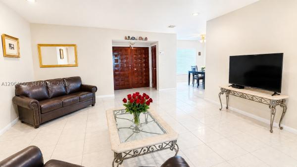 2675 SW 119th Ct, Unincorporated Dade County, Florida 33175, image 2