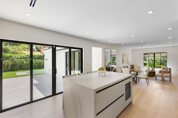 Coconut Grove, 118 Sarto Ave, Coral Gables, Florida 33134, image 3