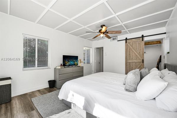 South Middle River, 1328 N Andrews Ave, Fort Lauderdale, Florida 33311, image 2