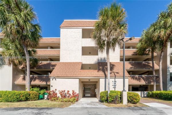 491 Ives Dairy Rd #202-5, Unincorporated Dade County, Florida 33179, image 3