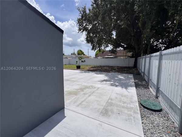 2416 NW 88th St, Unincorporated Dade County, Florida 33147, image 3