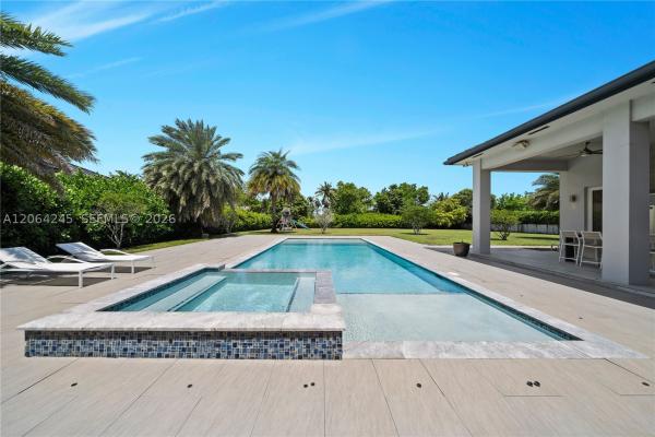 411 NW 125th Ave, Unincorporated Dade County, Florida 33182, image 1