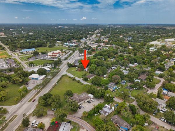 Franklin Park, 2108 Okeechobee Rd, Fort Pierce, Florida 34950, image 3