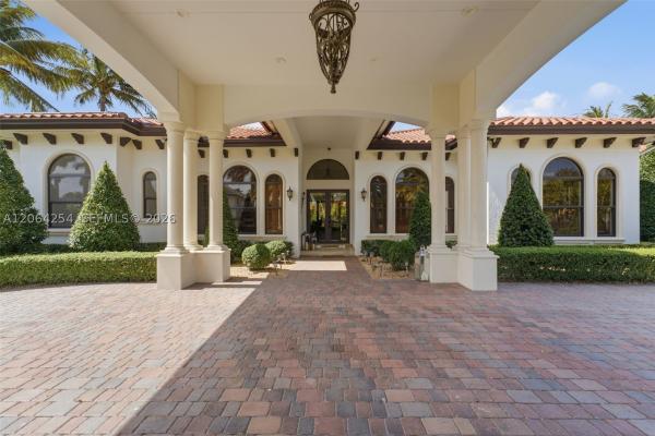Hialeah Gardens No HOA, 10181 NW 131st St, Hialeah Gardens, Florida 33018, image 2