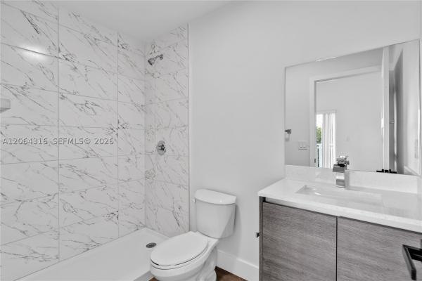 1021 NW 1st St #301, Miami, Florida 33128, image 2