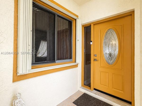 18772 NW 80th Ct, Hialeah, Florida 33015, image 2