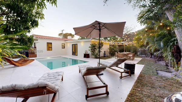 East Shenandoah, 1277 SW 19th St, Miami, Florida 33145, image 2