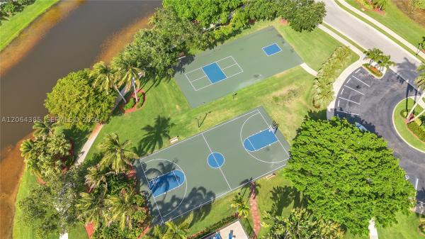 Vista Meadows, 885 Tanglewood Cir, Weston, Florida 33327, image 3