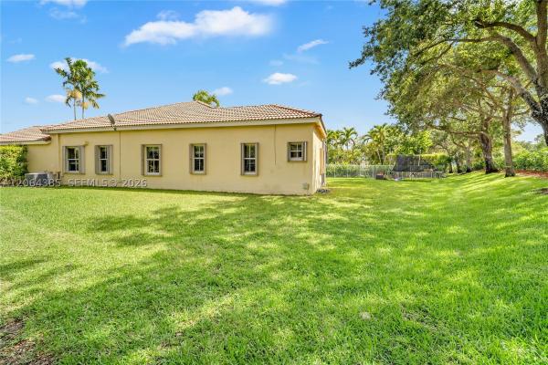 Vista Meadows, 885 Tanglewood Cir, Weston, Florida 33327, image 1