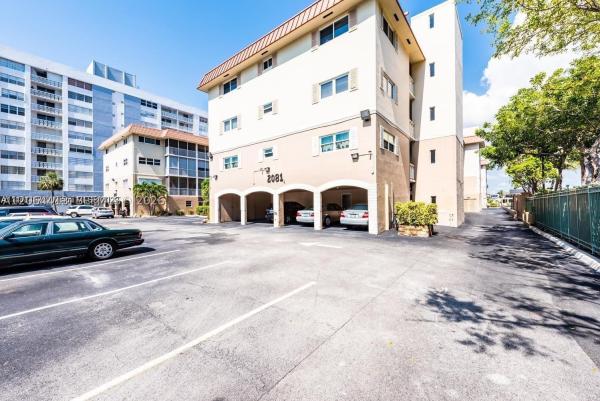 Riviera, 2081 S Ocean Dr #411, Hallandale Beach, Florida 33009, image 2