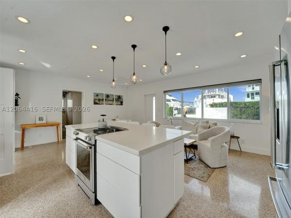 Lauderdale Groves, 1440 SW 20th St, Fort Lauderdale, Florida 33315, image 3