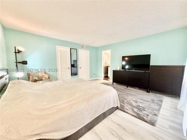 2203 NE 7th St #14, Hallandale Beach, Florida 33009, image 2