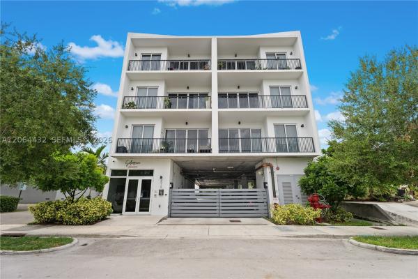 2010 SW 25th Ter #305, Miami, Florida 33133, image 3