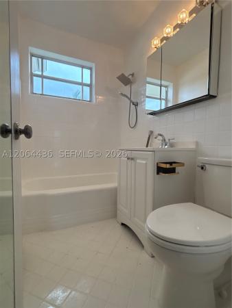 Polo Park Apartments, 800 W 42nd St #1-B, Miami Beach, Florida 33140, image 3