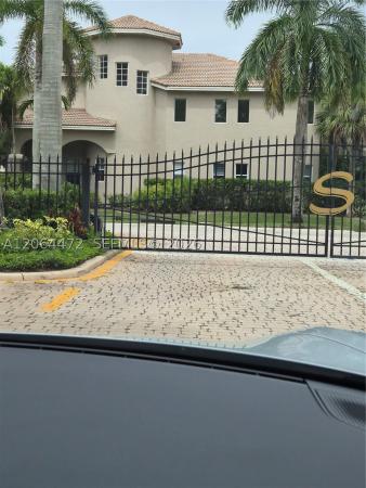 Saraceno East, 11770 NW 2nd St, Plantation, Florida 33325, image 2