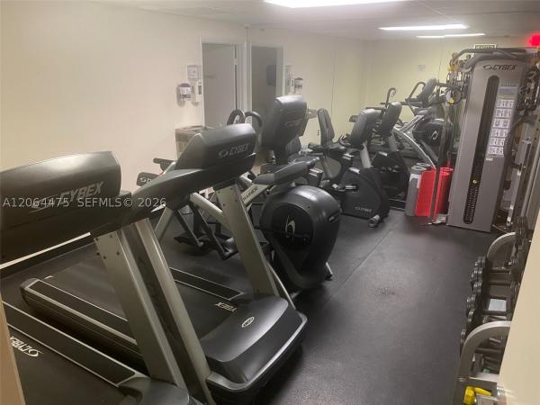 Commodore Club East, 177 Ocean Lane Dr #713, Key Biscayne, Florida 33149, image 3