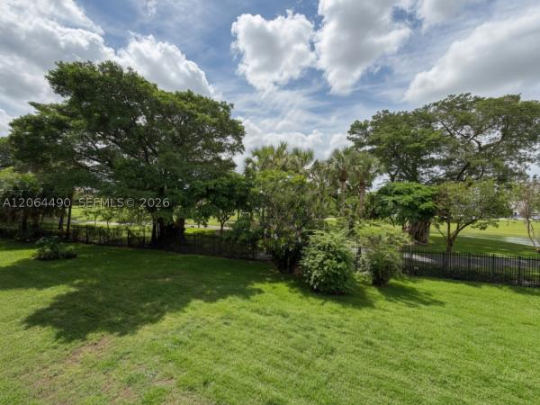 Hillcrest, 1201 Hillcrest Ct #205, Hollywood, Florida 33021, image 2