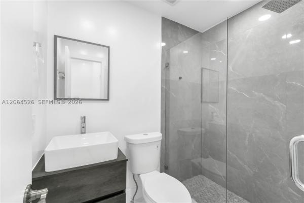 6742 NW 188th Ter, Hialeah, Florida 33015, image 2
