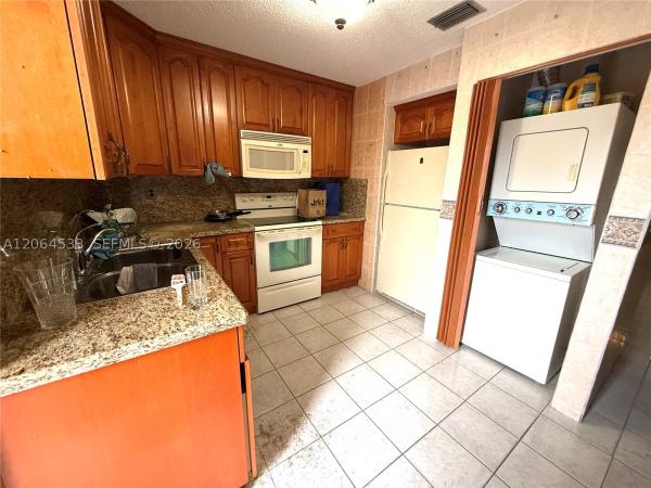 Presidential Corners, 199 SW 12th Ave #301C, Miami, Florida 33130, image 2