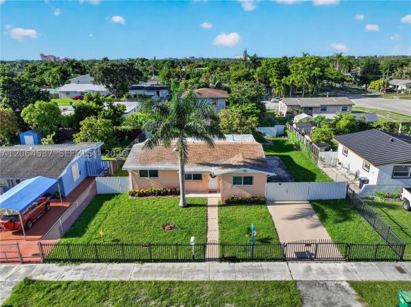 15122 SW 297th Ter, Homestead, Florida 33033, image 2