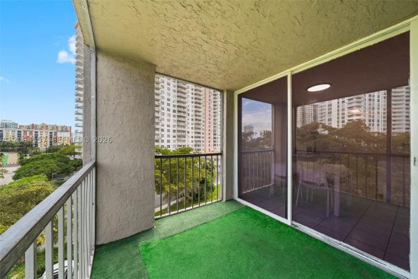 Fairview House, 17500 N Bay Rd #S508, Sunny Isles Beach, Florida 33160, image 2
