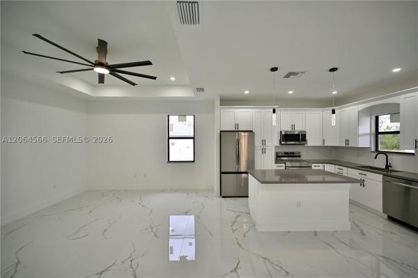 4107 13th St, Lehigh Acres, Florida 33976, image 2